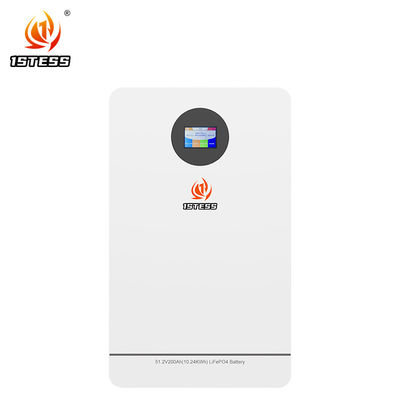 Batería de alta capacidad de iones de litio de almacenamiento de energía para el hogar 6000 ciclos de vida 51.2V 200Ah 15.36kWh con ruedas